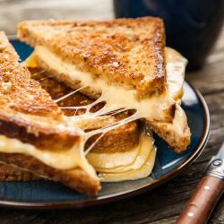 Air-Fryer-Cheese-Toastie_Just-Sp Air-Fryer-Cheese-Toastie_Just-Sp